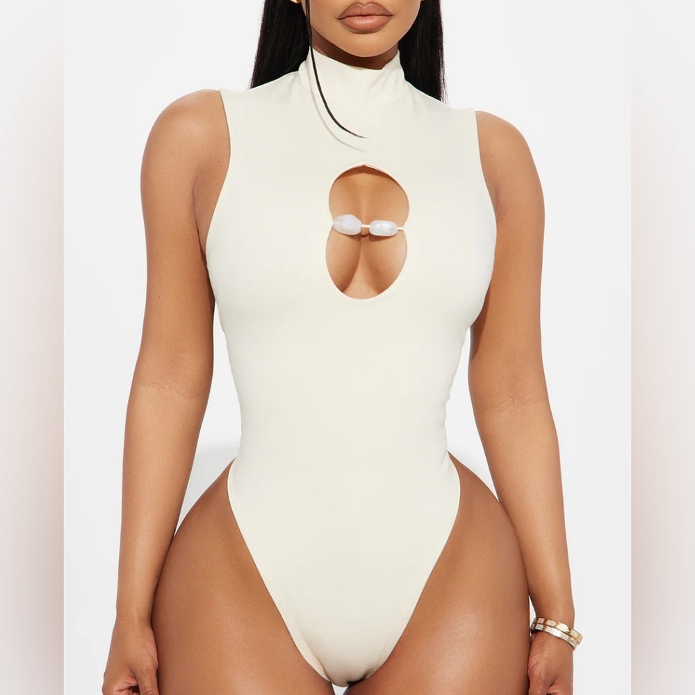 Oona Cut Out Turtle Neck Bodysuit - Cream
